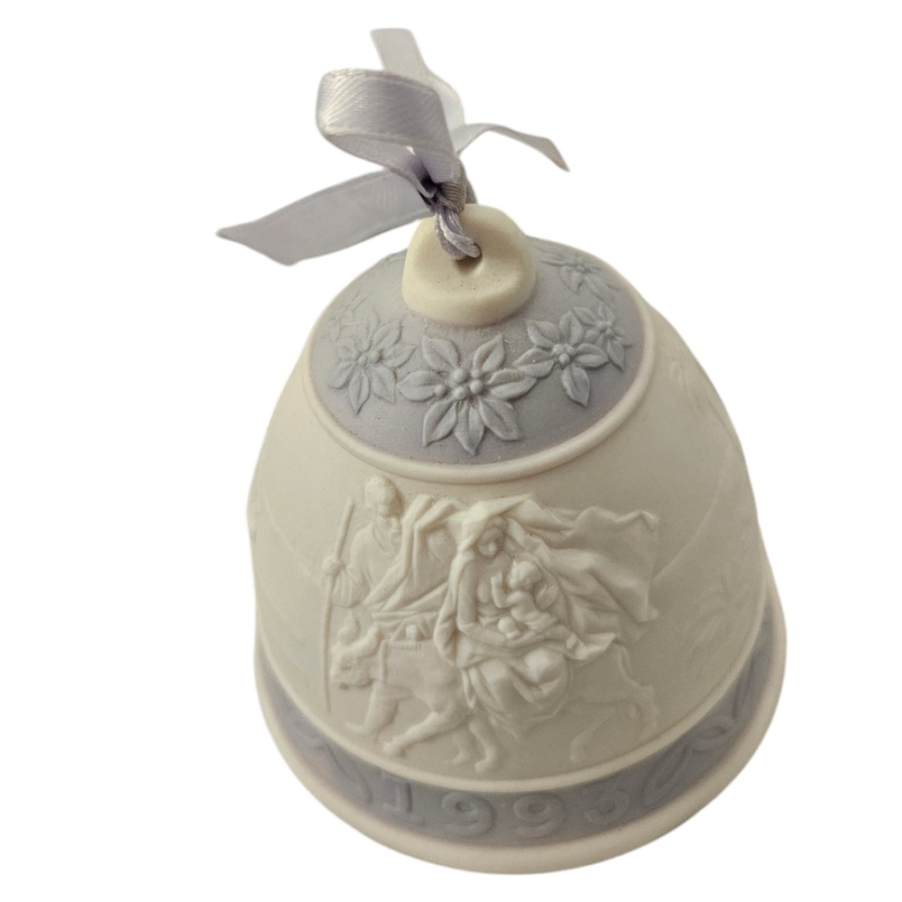 Lladro Annual Christmas Bell 1993, retired collection